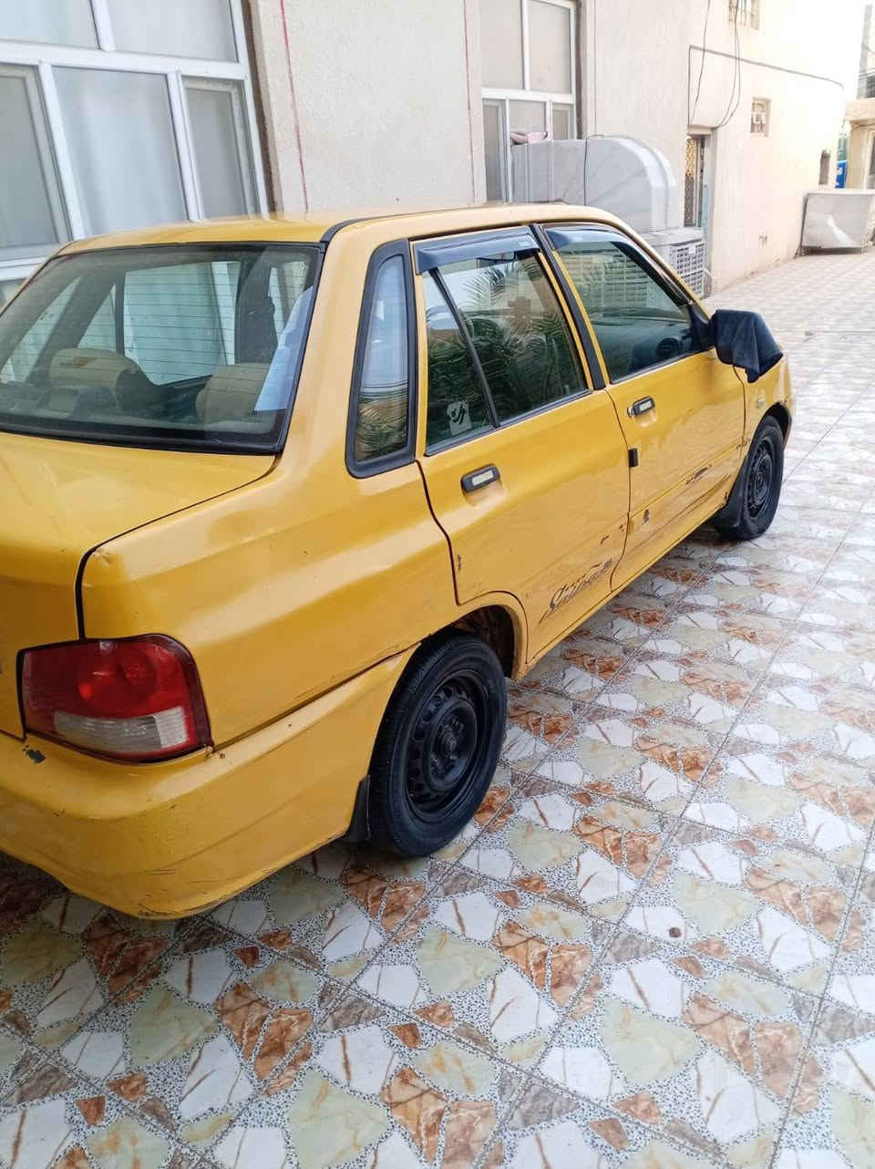 سيابه منغولي للبيع موديل 2013 سياره حلو ونعمه وشفت عينك كشره ترهم مروس وبيع بيه بس الثاني افلت سعره 25 بيه مجال بصيط مكاني كربلاء حي العسكري رقم ***********
