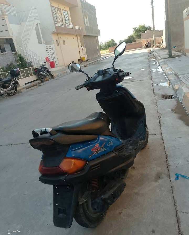 سلام عليكم دراجة للبيع فراشه فضائي اي عيب مابي تاير جديد بريك جديد سعر 280بي مجال شراي تعل خاص او رقم ***********
