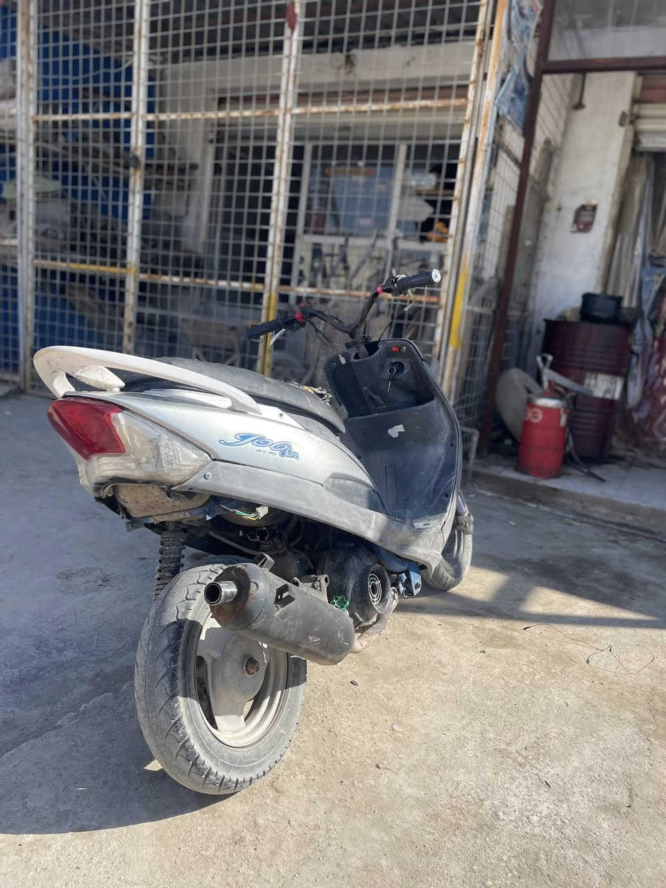 السلام عليكم ماكس منغولي بوشه ٥٥للبيع السعر٢٧٥
الدراجه شلعه ومعدل اتشك الكاع
***********
