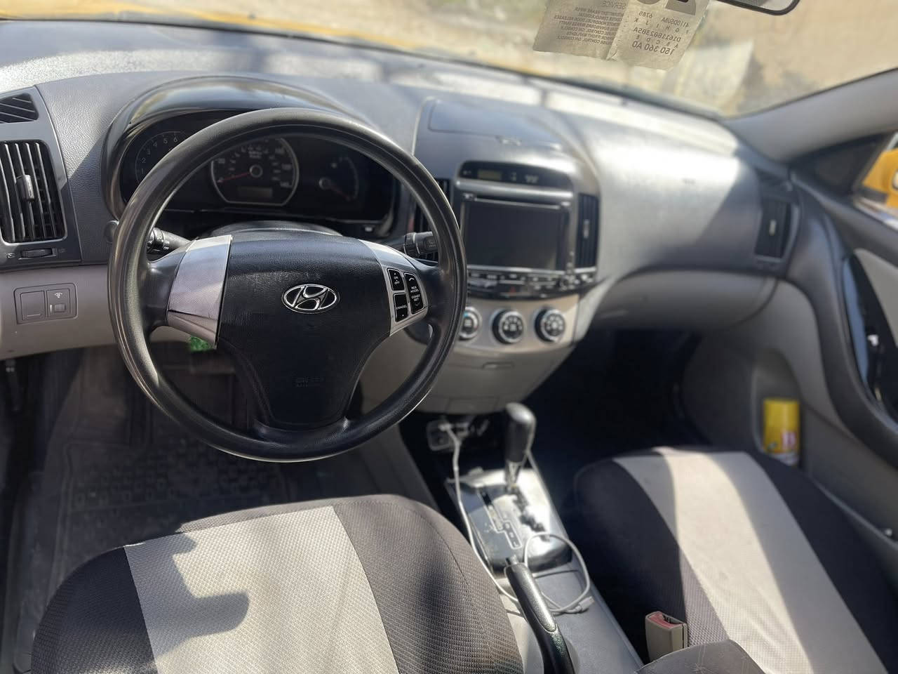 الانترا 2010 وارد امريكي مكينه 2000 كير مكينه مكفولات حادثه جاملغ امامي عكس السايق سيارة خير من الله لاستفسار الاتصال برقم ***********  مكان بعقوبة
