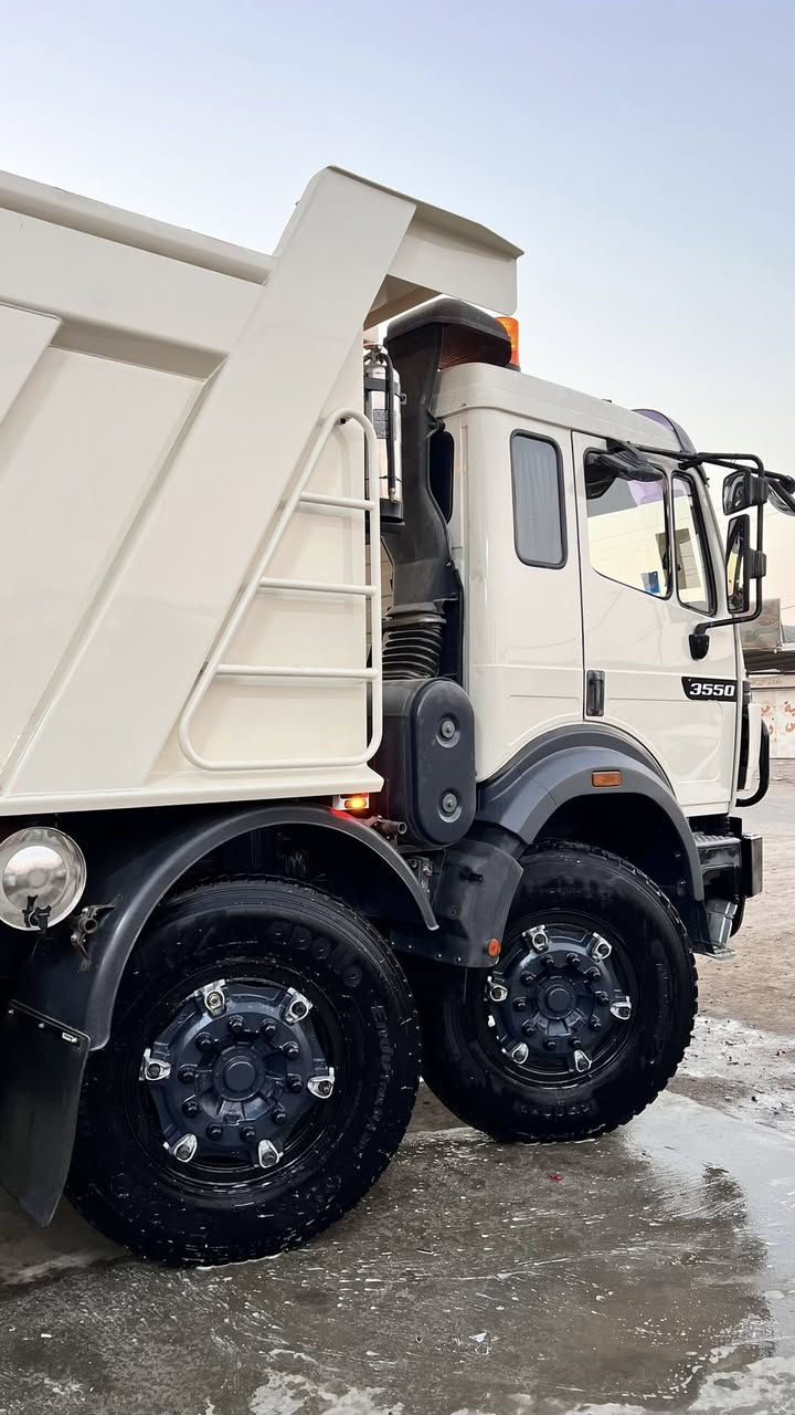 للبيع كرواتي 1999
السعر 750 
مكفوله من الصبغ 
مكينه 50 كهربائي 
كير 210 فافون
مجموعه جي اف قيطان
شيال 
***********
