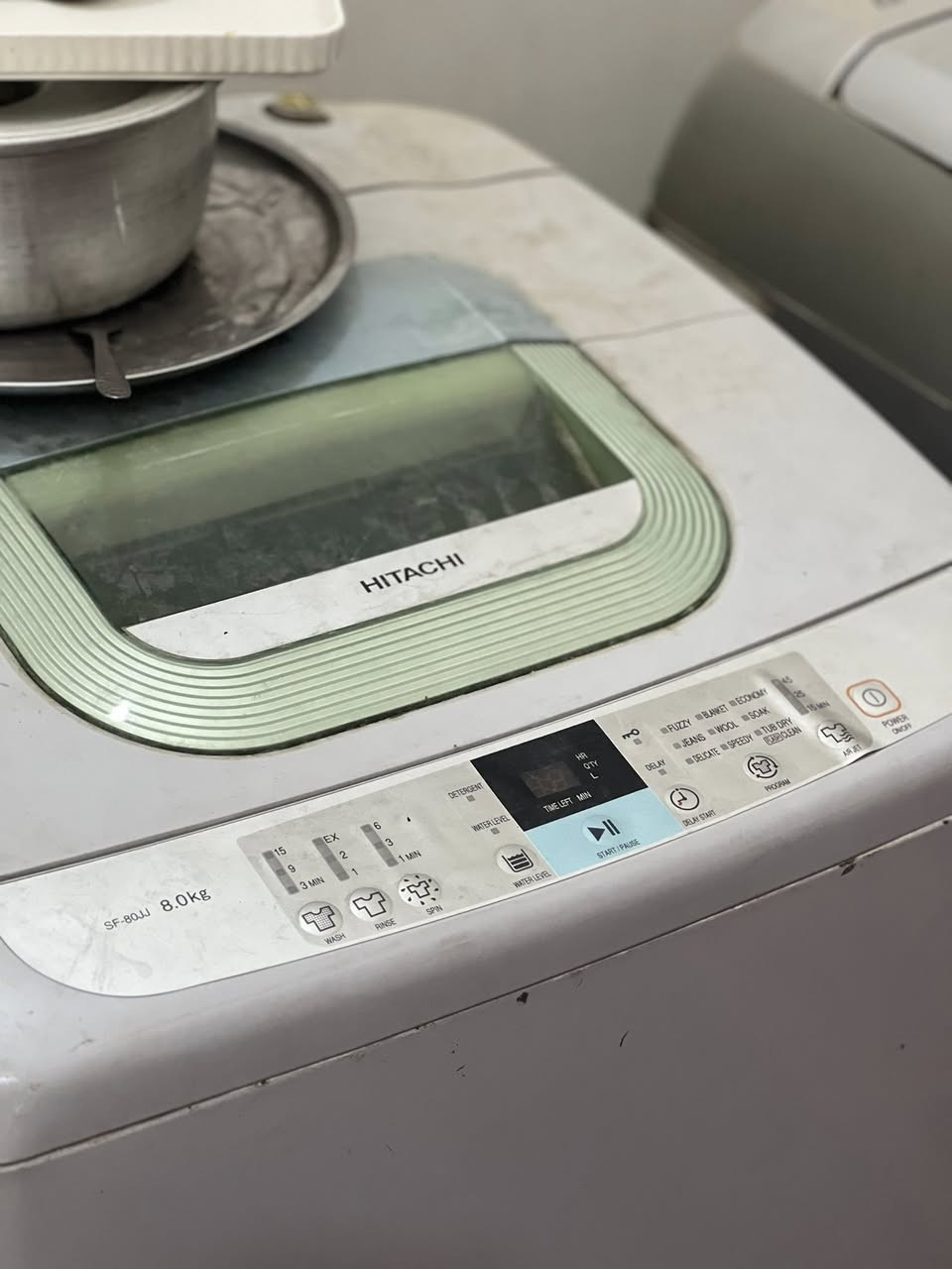 غساله. ومبرده للبيع الي يريدهن يراسلني او يتصل عليه ***********المبرده جديده بس الغساله مستخدم شي بسيط مكاني كربلاء 300
