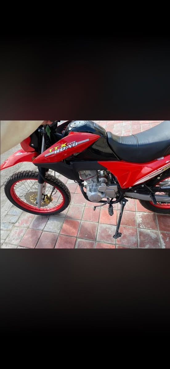 يا الله سلام عليكم قفاز TTXلونسون دراجه نضيفه ب معنى الكلمه بيه نقص مابيه تجي تكلب وشوف سعر 19000وبيه مجال للشراي ***********
