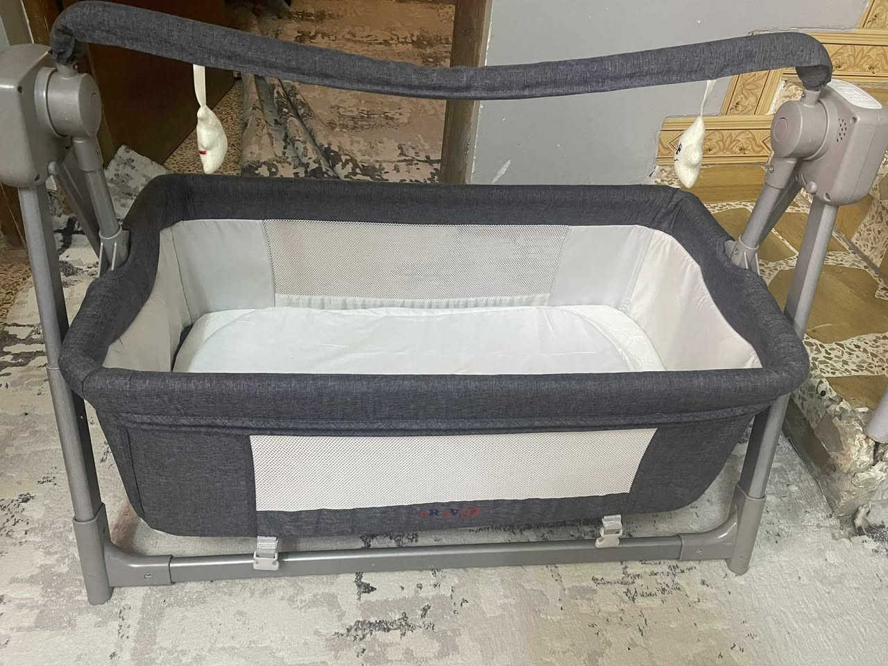 للبيع سرير هزاز نضيف
مابي عيب ماطور شغال
السعر ٦٠ العنوان السماح


**إذا كنت صاحب هذا الإعلان وتريد حذفه لأي سبب، رجاءا أرسل رسالة إلى الدعم الفني**