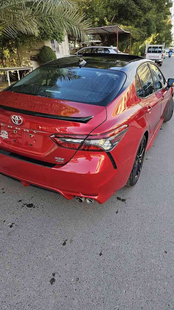 السلام عليكم
كامري للبيع فقط اعلى فئة فول للاخير ٢٠٢٤ اخر نسخة بانزين ماشية ٨ الاف سيارة جديدة جدا جدا قطعتين صبغ فئتها xse بلس مواصفاتها 
شاشة كبيرة بانوراما ويل ١٩ شاحن لاسلكي اضائة محيطية قطعتين تبريد ٤ كامرات حساسات أمامية وخلفية مع اوتو ستوب كل جهات  رادارات ٣٦٠ داتا شو تدفئة ستيرن تدفئة وتبريد بالكشنات كشنات كهرباء لايتات أمامية وخلفية لد بصمة تشغيل عن بعد شفتات ستيرن اوتو لايت ومواصفات هواي كلش 
 السعر بدون لوحات رقم فحص دخول جديد بسعر ٢٤٠ ورقة 
للإستفسار 
***********
