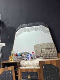 ميز مكياج • مراية عمودية • بصرة ابو الخصيب