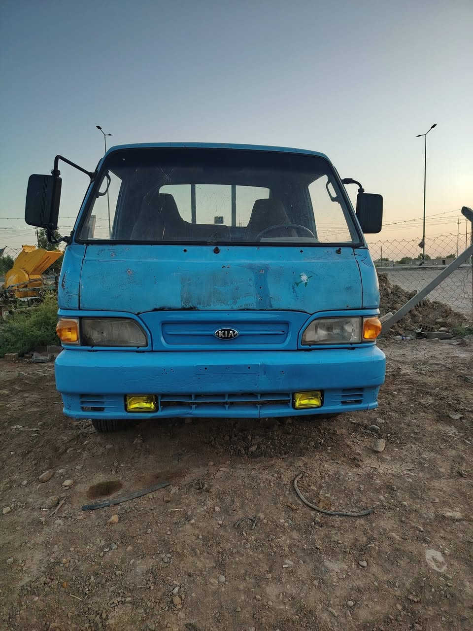 سلام عليكم سياره كيه حمل لبيع محرك ؤكير مكفؤلات سعر  20 ؤبيه مجال
