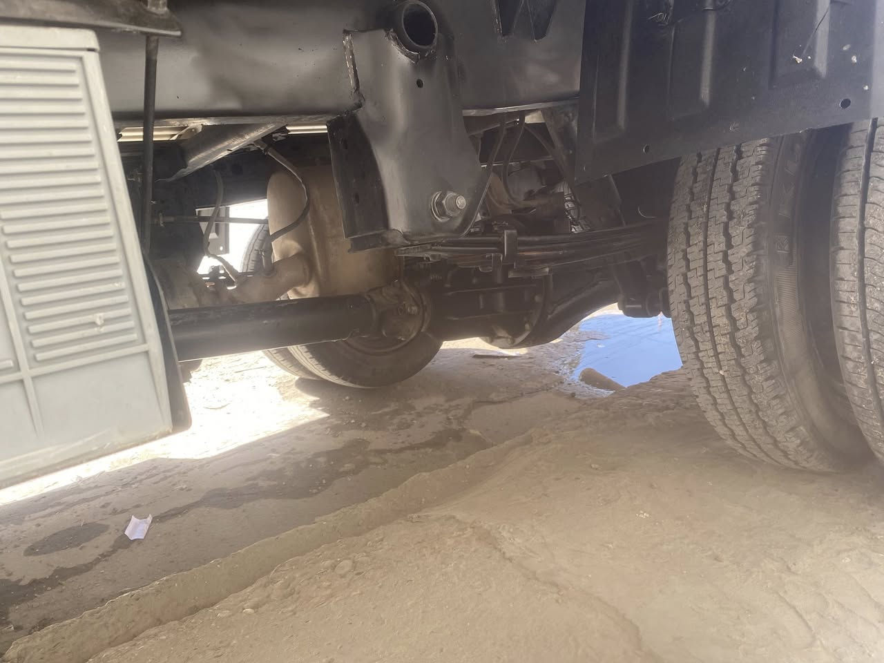 السلام عليكم كيا للبيع موديل 2021رقم بغداد نكليزي سياره ماشيه 68مسكر دبل ماء بلادي محرك بلادي كير عادي تبريد شغل كلهه  مكان بغداد مدينه الصدر رقم ***********
