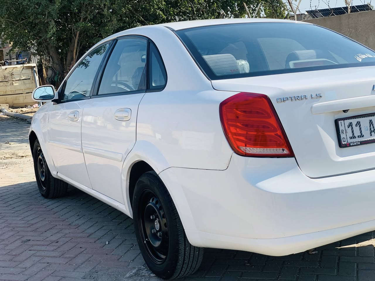 السلام عليكم
اوبترا 2009 خليجي  سياره بدون صبغ  بيهه تبديل جاملغ فقط بدون حادث بلادي بدون صبغ وبارد شويه باب السايق

مكينه كير جديد
صدر جديد
شاشه تاب
تخم تايرات جدد
بك لايت مارسيدس
تبريد جديد 

السعر 79
العنوان بغداد مدينه الصدر
***********
