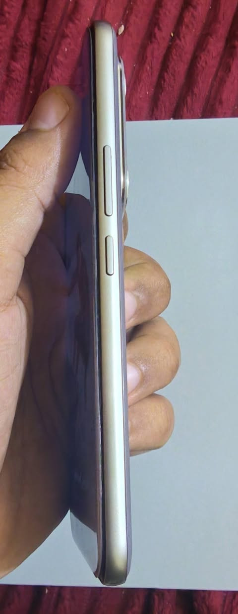 السلام عليكم
هونر ٤٠٠ برو
الذاكرة ٥١٢
الرام ١٢
غراضة كاملة باكيت والشاحنة الاصلية
نظيف جدا استعمال اعتيادي فقط تصفح
السعر ٦٧٥ وبي مجال قليل
مكاني بابل توصيل ماعندي
***********
