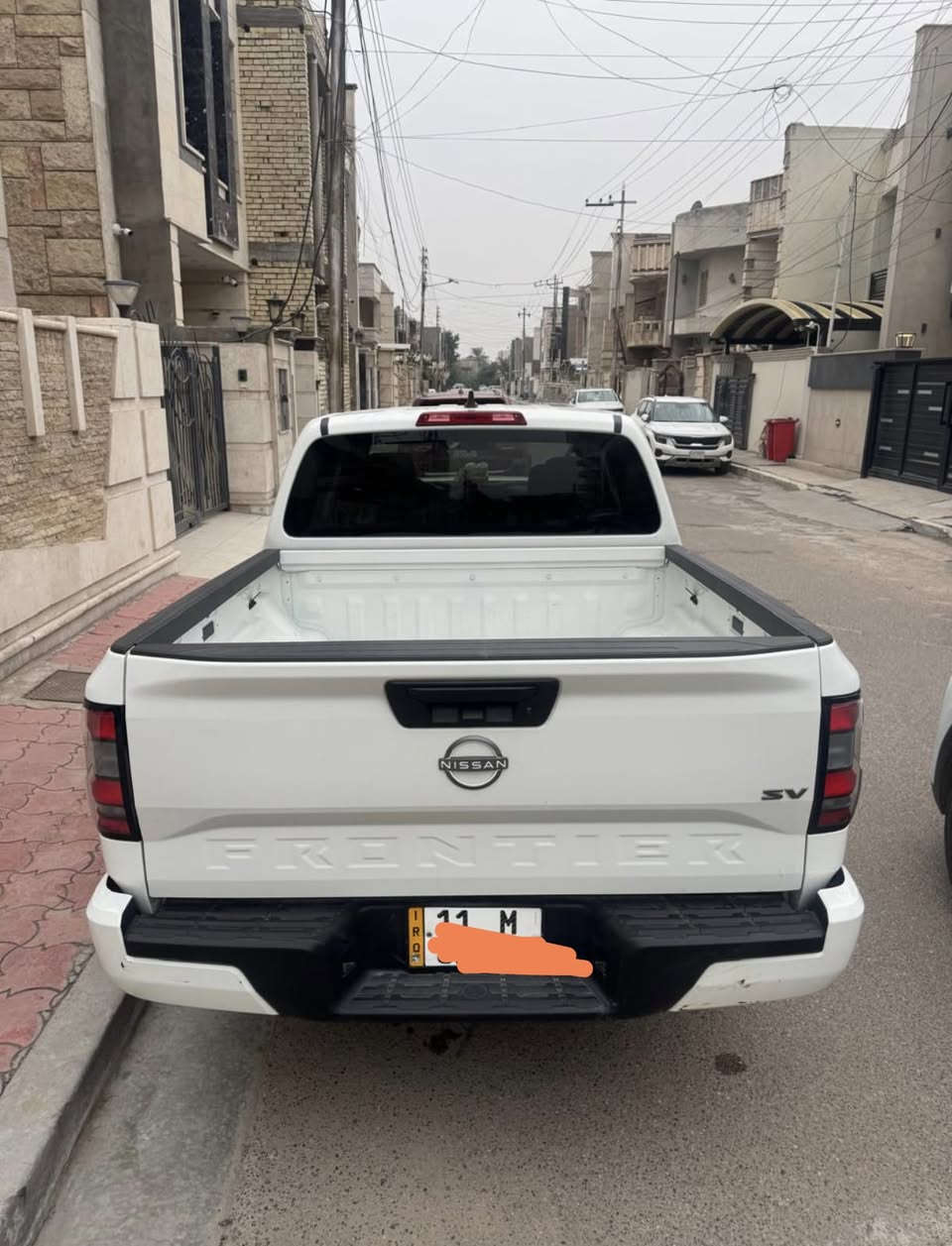 السلام عليكم 

بيكاب دبل قمارة نيسان فرونتير sv ابيض تو ويل اوتماتك

مكفولة من الضربة والصبغ والتبديل

موديل (2023) وارد أمريكي كلين تايتل

جديدة بمعنى الكلمة 

محرك ( 6 ) سلندر ( 3800 )

ماشية 17 الف وشوية

كير (9) نمر

رقم بغداد 

سنوية بأسمي جديدة

حادثها كسر الدعامية الامامية واللايت جهة اليمين

شاشة كبيرة

تحكم ستيرن جهتين

نقطه عمياء رادار خلفي و أمامي 

وتوقف ذاتي 

كاميرا خلفية

كرسي السائق كهرباء

ويل كاب

سبير جديد غير مستخدم

وباقي المواصفات معروفه 

بيع فقط 

صورة الحادث مرفقة مع  صور السيارة

العنوان : بغداد

للاستفسار الاتصال عالهاتف

الهاتف : *********** واتساب 

       غير متواجد عالفيسبوك والماسنجر
