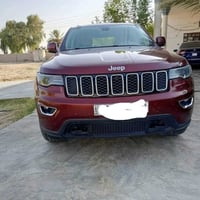 جيب لاريدو موديل 2019  خليجي ماشيه 85 ميل كلين بدون اي ضرر  مواصفات فو...