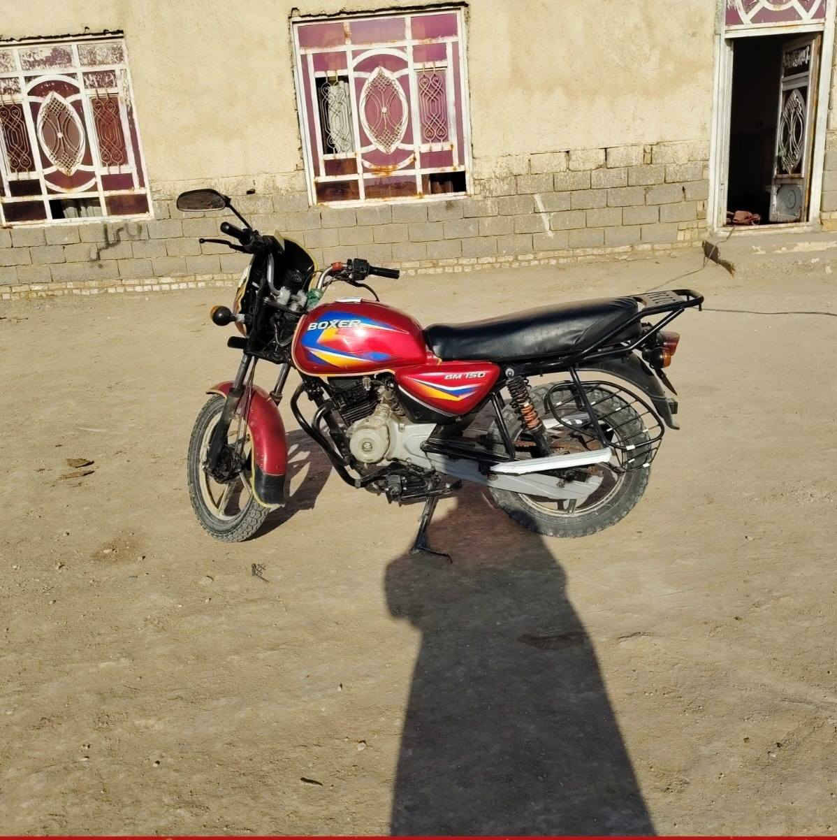 سلام عليكم
للبيع بوكسر موديل 2021
اصولي اوراق كامله(تترقم) 
مكان ذي قار قضاء الاصلاح 
الهاتف ***********
