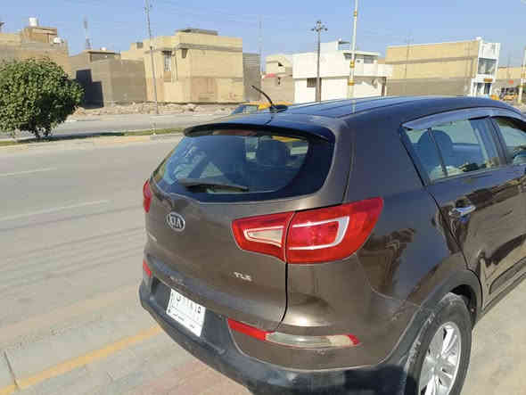 اسبورتج ٢٠١١وارد امريكي مصبوغة احزام ضربتهة جاملغ خلفي جهة السايق مكينة ٢٤٠٠ دوش رقم نجف مشروع وطني كير عادي ٦ كير سيارة نضيفة وجاهزة السعر ١٠٥ وبيهة مجال العنوان كربلاء طويريج الحولي *********** ..***********
