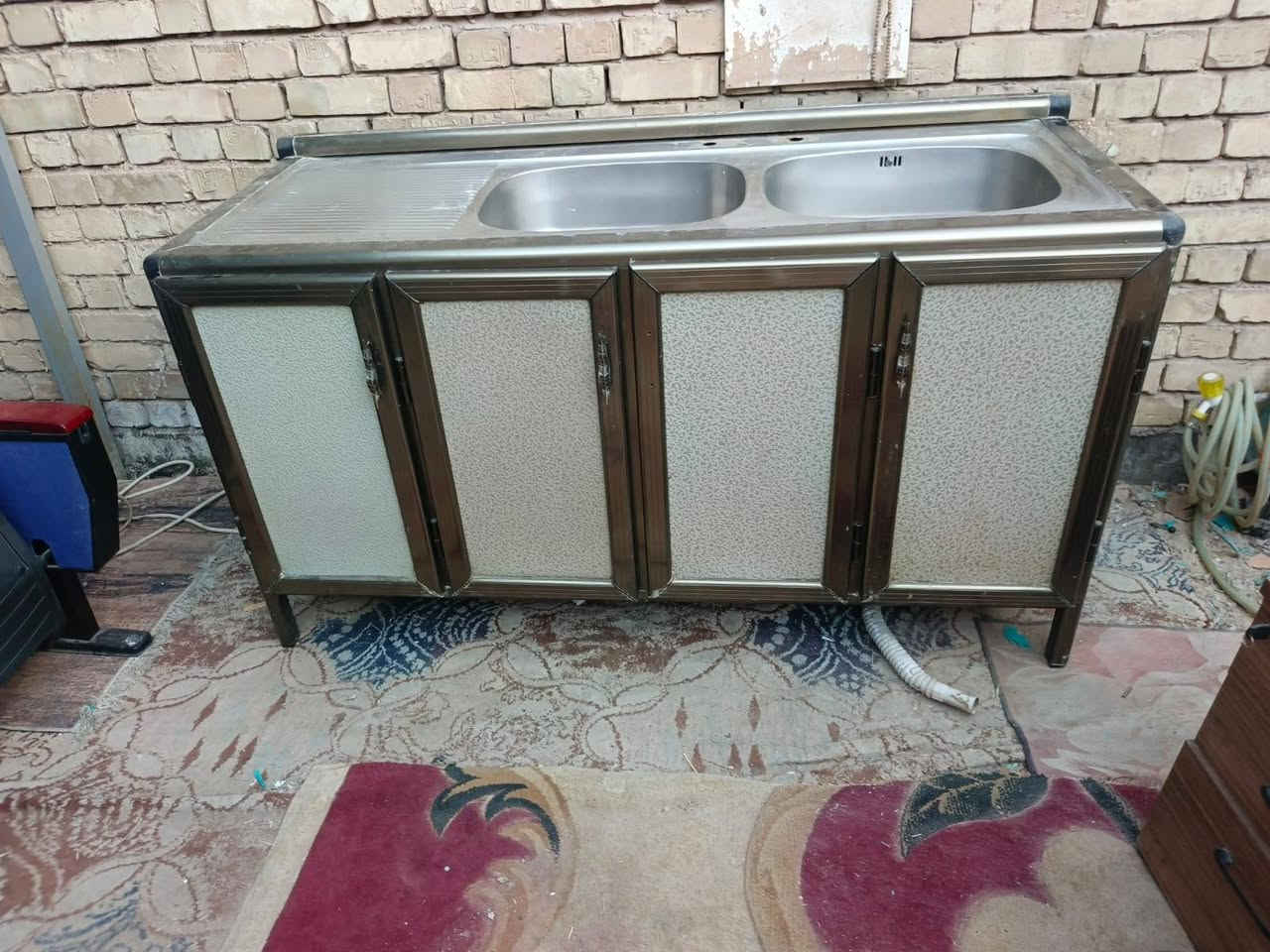غراض لبيع المكان بغداد نهايه حي أور سبع قصور شارع ابو علي واتساب *********** اتصل وأني بخدمتكم تره ماارد ع التعليقات الشراي يتصل تحياتي للجميع
