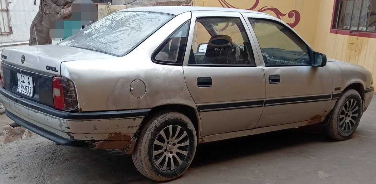 فكترا موديل 91 حجم 18
گير محرك شرط
رقم نينوى دولي السياره بأسمي
كابون ماستر( الجديد)
بيها بارد بالتكمه جهة النفر + اكو ملاحضات بسيطه السعر 35 وبيها مجال للاستفسار ***********
