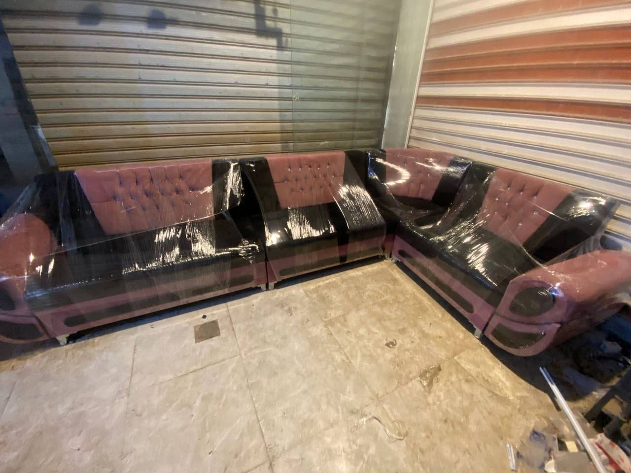 ديوان 5 امتار شرط النضافه تفصال مو سوگي 160 بي مجال قليل شراي يتصل أو يراسل خاص ***********
