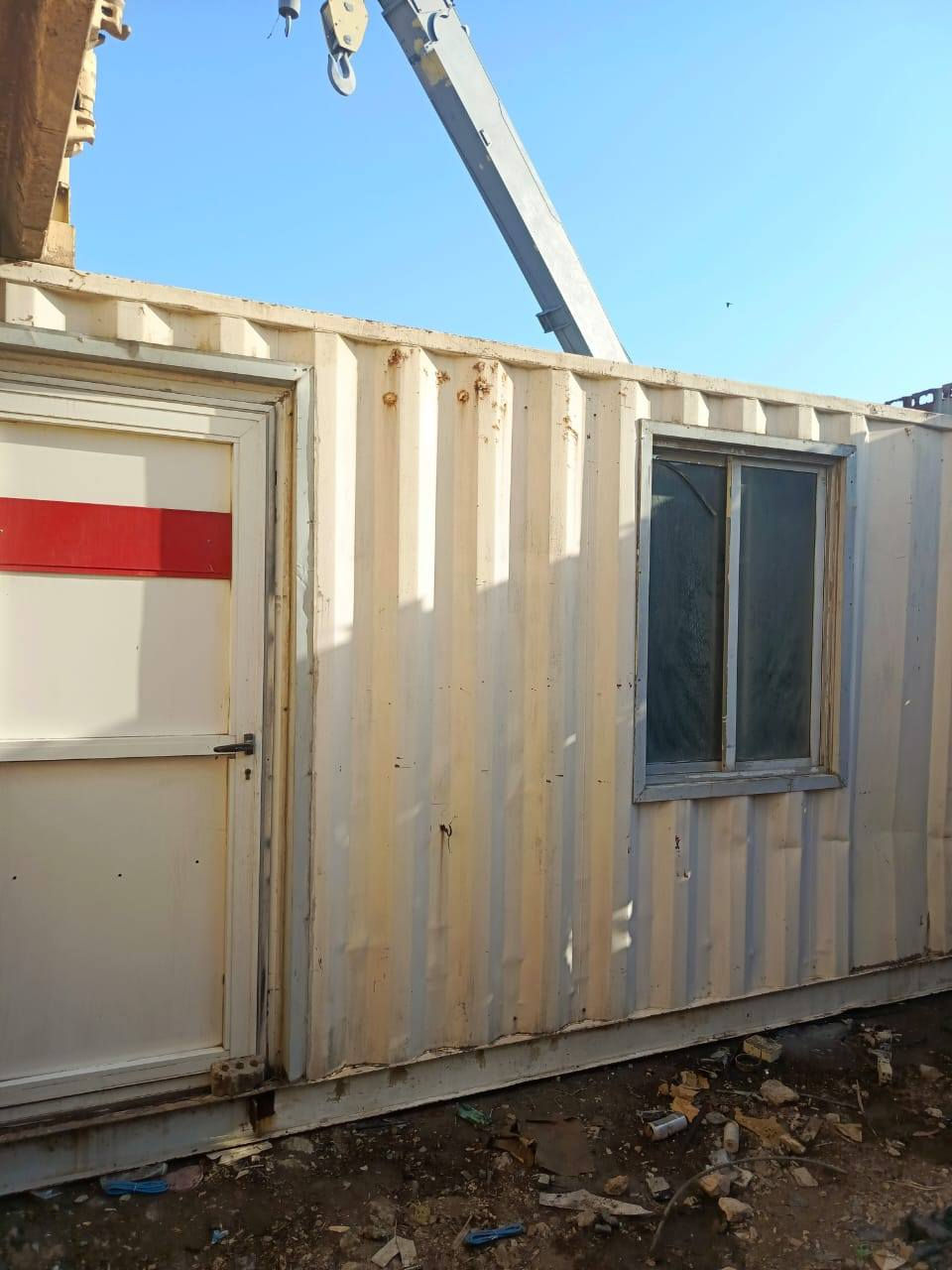 السلام عليكم حاويه ١٢ متر للبيع تصميم سويدي غرفتين وحمام
مكاني بغداد قرب كراج النهضه
السعر ٣٢٥٠
***********
