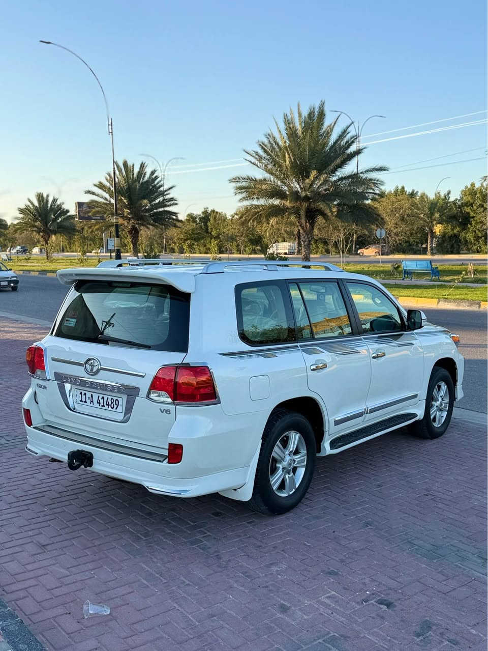 سلام عليكم تويوتا لاندكروز 2012 بريم رقم بغداد الدولي بئسمي سنويا مجدد تحويل مباشر سياره جاهزه مكفوله من الضربه والتبديل بيه صبغ قبق لصندوق الاسفل  بدون ضربه وسونار موجود باقي سياره كفاله من كلشي مواصفات فول فتحه سلايت روف بصمه تشغيل + ابواب كشن سائق كهرباء ٣ حركات داخل بيجي ٨ ايرباك زراك لايت منضومه زينون مري شفط + قلاب حساسات خلفي امامي نضام ايكو  مكينه ٦ سلندر 4000 مكينه وكير مكفولات حداديه جديده تخم تاير جديد تبريد ثلج ❄️ مكان سياره كربلاء سعر 328 مجال بسيط 

‭٠٧٨٢ ٧٣٢ ٤١١٢‬
*********** كربلاء, العراق
