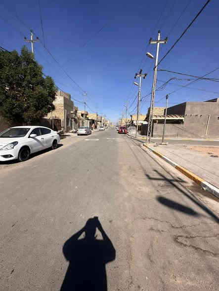 حي الفرات شارع الصب شارع جامع الرسول الأعظم شارع ١٥ وشارع ١٠  

المساحه واقع حال ١٤٢ م واجهة ٨ نزال ١٧.٨٠ 

بالسند ١٠٣ م

مفروشة سيبس ومحدولة وجاهزه للبناء

للاستفسار ***********
