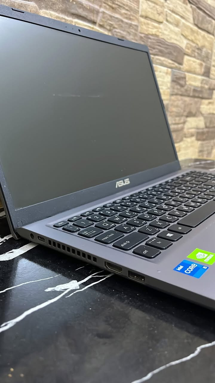 السلام عليكم 
لابتوب asus
المواصفات 
كوراي سفن الجيل العاشر 
رام 6 كيكا 
كارت شاشه خارجي نفيديا 2g
هارد ssd 128 قابل للتطوير 
بطاريه ساعتين اطول 
مناسب للالعاب المتوسطه والخفيفه 
مناسب لبرامج الهندسه والفوتشوب 
مكاني كربلاء 
رايده ب450 وبيه مجال


**إذا كنت صاحب هذا الإعلان وتريد حذفه لأي سبب، رجاءا أرسل رسالة إلى الدعم الفني**