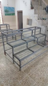 مدرج عدد 2 كل واحد طوله مترين اذا تطبگهن يصيرن 4 امتار فصال درجة اولى ...