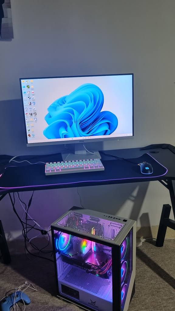 کامل سێتئەپ بۆ فرۆشتن

PC: 975$  وەحشی یاری کردن و کاری ئەندازیاری معامەلە
CPU: i5 14400F
RAM: 24GB-DDR4-3600Mhz-RGB
GPU: RTX 3080 12GB-ASUS TUF OC-3 Fan
PSU: 700 Watt-80 plus xigmatik 
M.B: Asus Prime H-610M-DDR4
CPU cooler: Darkflash RGB-1 fan
CASE: FPMAX-4 FAN-RGB
SSD:512gb-lexar-nvme

Monitor: MSI Mag-275QF-سپی زۆر دەگمەن ١٥ ڕۆژە کڕیومە
1440p (2K)
180hz
0.5ms
IPS
HDR
RGB backlight
160$

Controller: 40 هەزار
Gamesir-G7-SE شاز بۆ هەموو یاریەکان دەبێت

Mouse: ١٥ هەزار
Red dragon Cobra-RGB

Mousepad:
RGB تازەیە ١ سەعات بەکارهاتووە-١٥ هەزار

Keyboard:
Bajel k101-red switch-%60- تازەیە-٢٠ هەزار

Mezi gaming:
Red Dragon-Rgb-carbon fiber-٨٥ هەزار السليمانية, العراق


**إذا كنت صاحب هذا الإعلان وتريد حذفه لأي سبب، رجاءا أرسل رسالة إلى الدعم الفني**