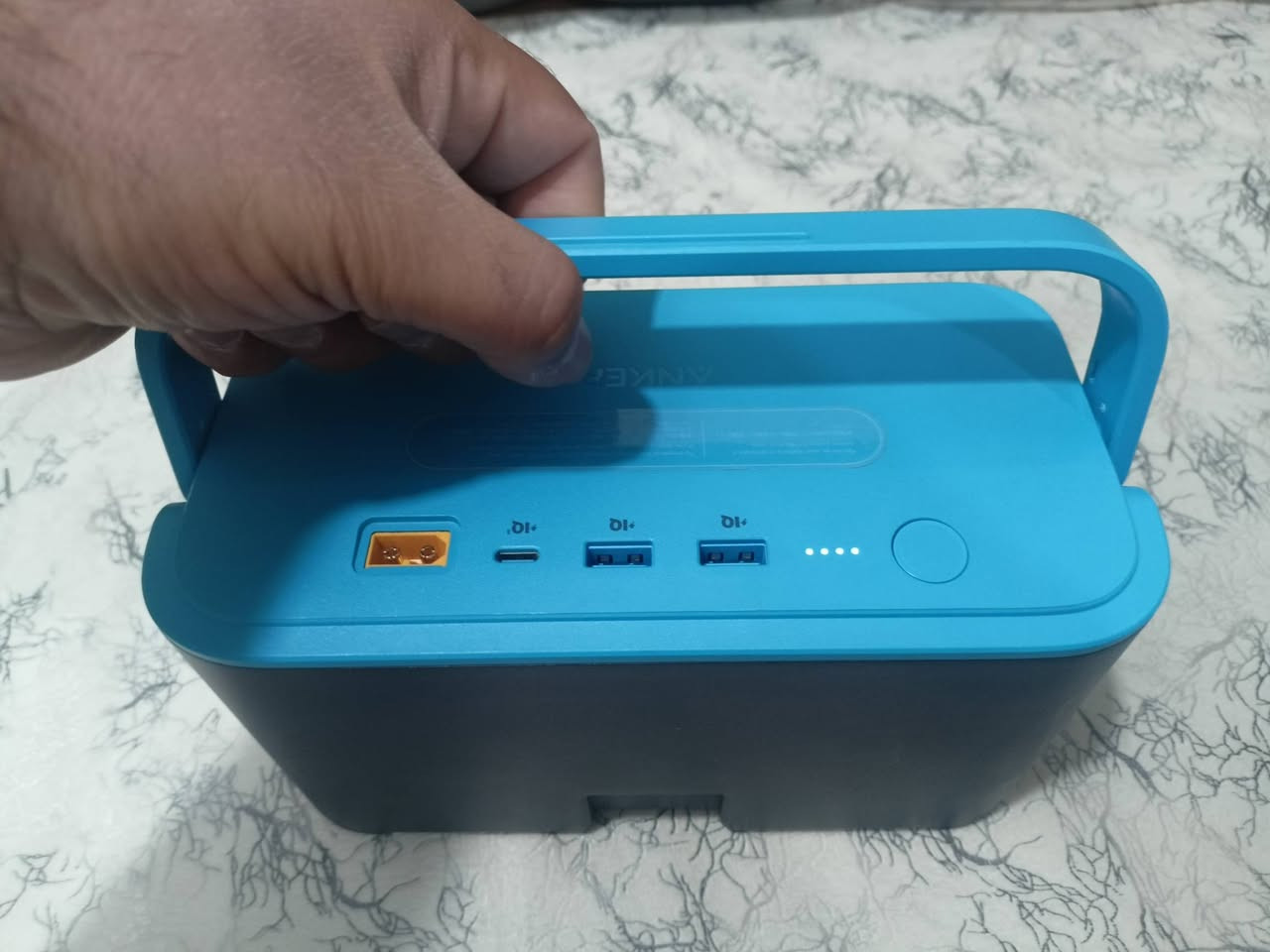 شاحنة Anker عملاقة وخرافية 60,000 ملي امبير - بطاريات ليثيوم .. السعر 80 الف وية التوصيل


**إذا كنت صاحب هذا الإعلان وتريد حذفه لأي سبب، رجاءا أرسل رسالة إلى الدعم الفني**