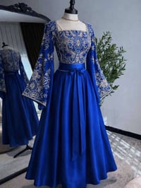 فستان دابل ايطالي • مقاسات 38-48 • توصيل محافظات