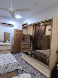 غرفه شبابيه • مغسله جديده • ستائر هديه