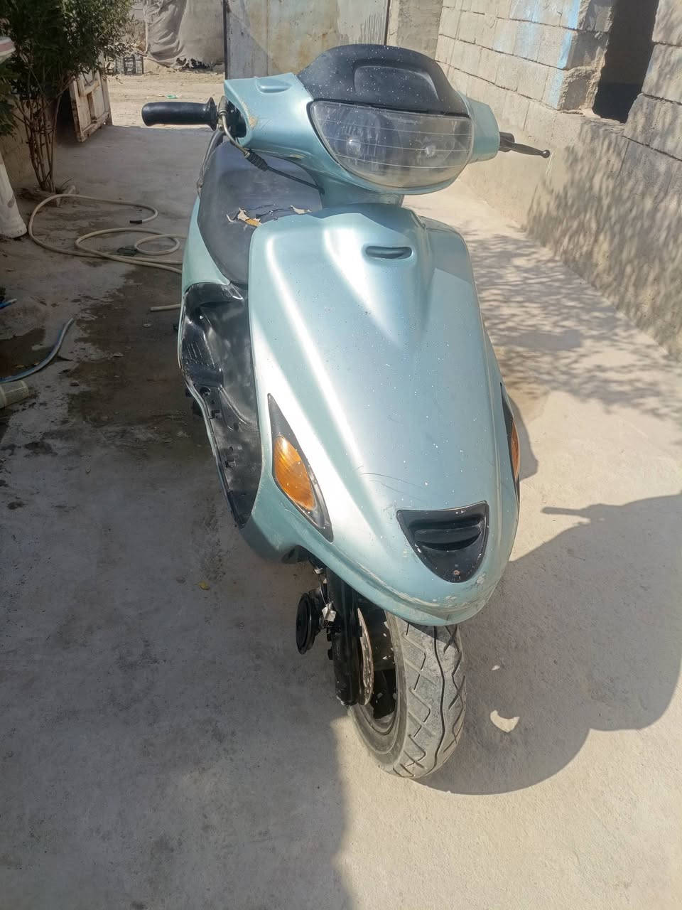 دراجه للبيع عوزها سلف بيها باتري سعر 250..***********
