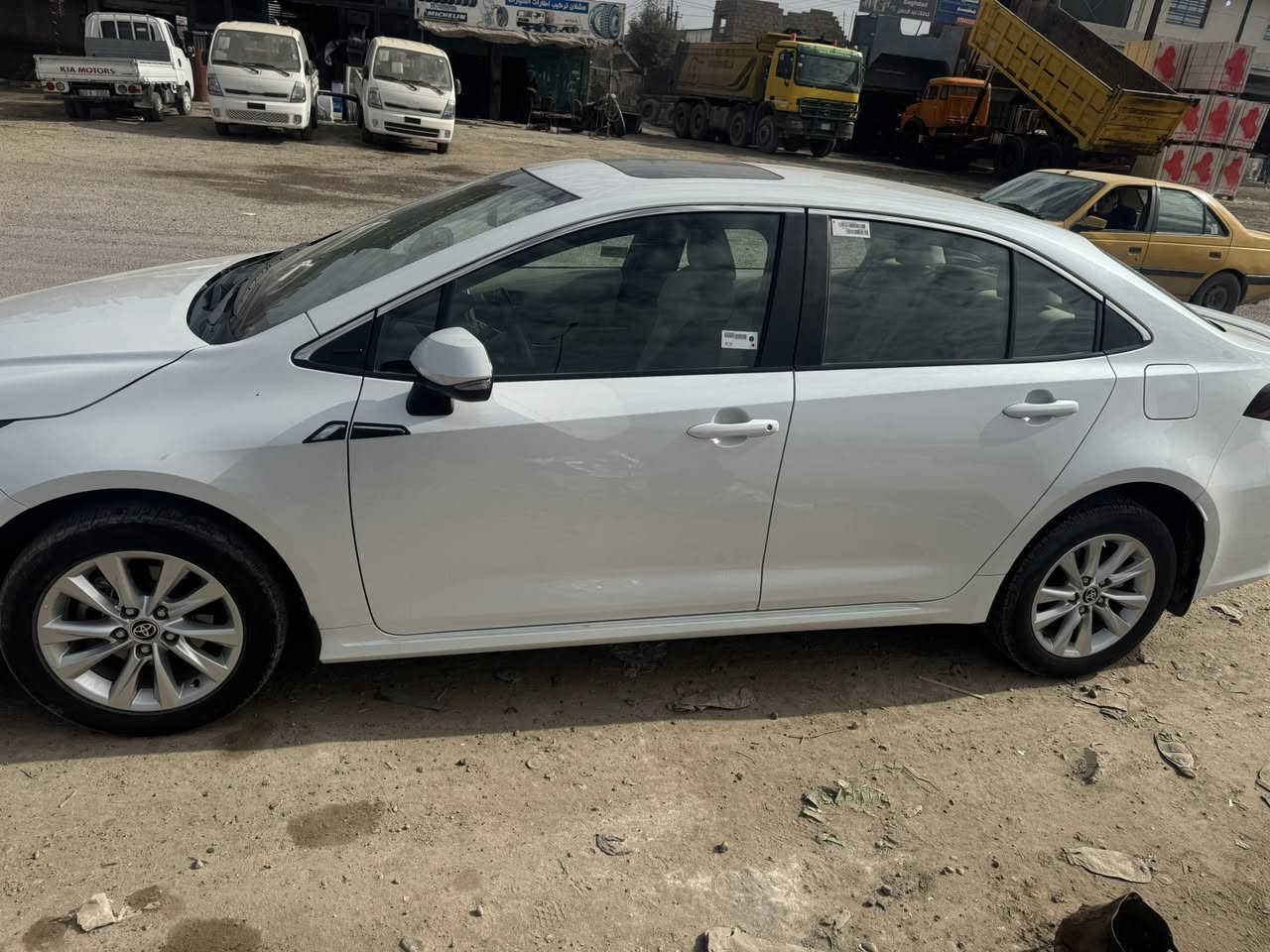 السلام عليكم كورلا خليجي موديل 2024ساز 
فول مواصفات
ماشية 24
كفالة عامة 
المكان بغداد الغزالية 
الرقم ***********
