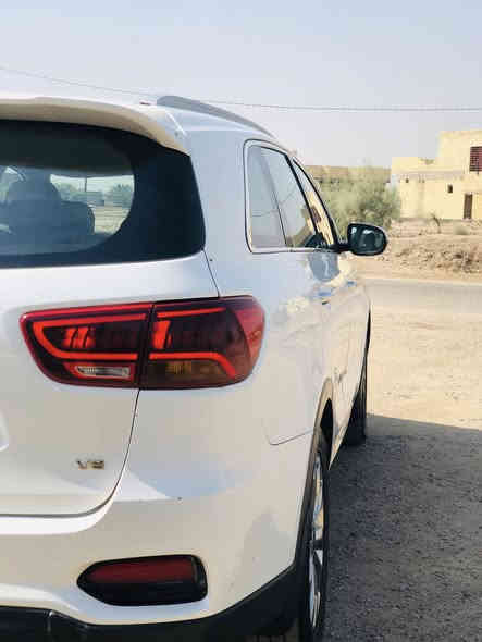 سلام عليكم 
كيا سورينتو موديل 18 شكل 20 

مكفوله كفاله عامه 

نضيفه وجديده 

———————-

مواصفات 

بصمه +بصمه ابواب 

شاشه كبيره 

جنطه كهرباء 

كشنات كهرباء 

7 راكب 

6سلندر 

لد نهاري 

لايتات دنون 

دبل شباك 

باتري جديد 

بردات خلفيه بلاديه 

تحكم ستيرن 

لايت الخلفي لد 

تخم تاير جديد 

مري شفط 

نضام الترحيب 

كامره خلفيه
رقم قادسية 
_________________
السعر ٢٤٠ وبيها مجال 
الاتصال على ارقم 
***********
او ***********
