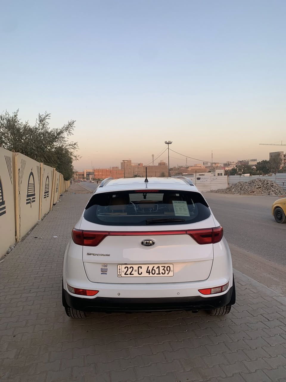 كيه سبورتج 2018
كفاله عامه 
موصفات نص فول 
مكينه 2000 دوش
سياره كفاله مكينه كير حداديه كله حديد
رقم اربيل
ماشيه 113
مكاني كربلاء رقمي ***********
