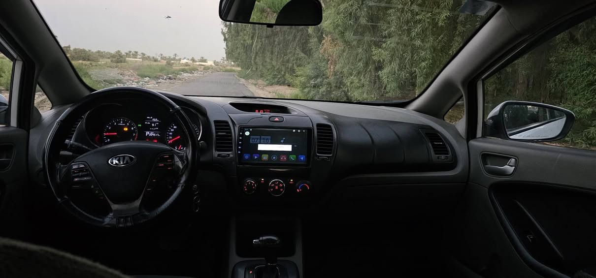 السلام عليكم سيراتو موديل16 خليجي  رقم بغداد مشروع وطني سنوية مجددة سيارة جاهزة من جميع النواحي كير محرك تبريد منضومة جديدة السيارة بيها 5قطع صبغ بدون ضرر بس رش اثر طخات بسيطة موجودة صورهن قبل تصليح السعر ٩٦ وبيها مجال بسيط ***********
