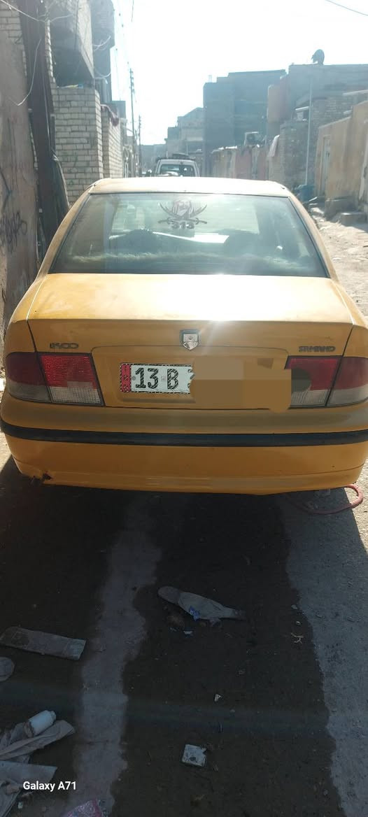 السلام عليكم شباب سيارة خير من الله كير ومحرك وحدادية جديدة٢٠١١السعر ٣٣ورقة بغداد
***********
