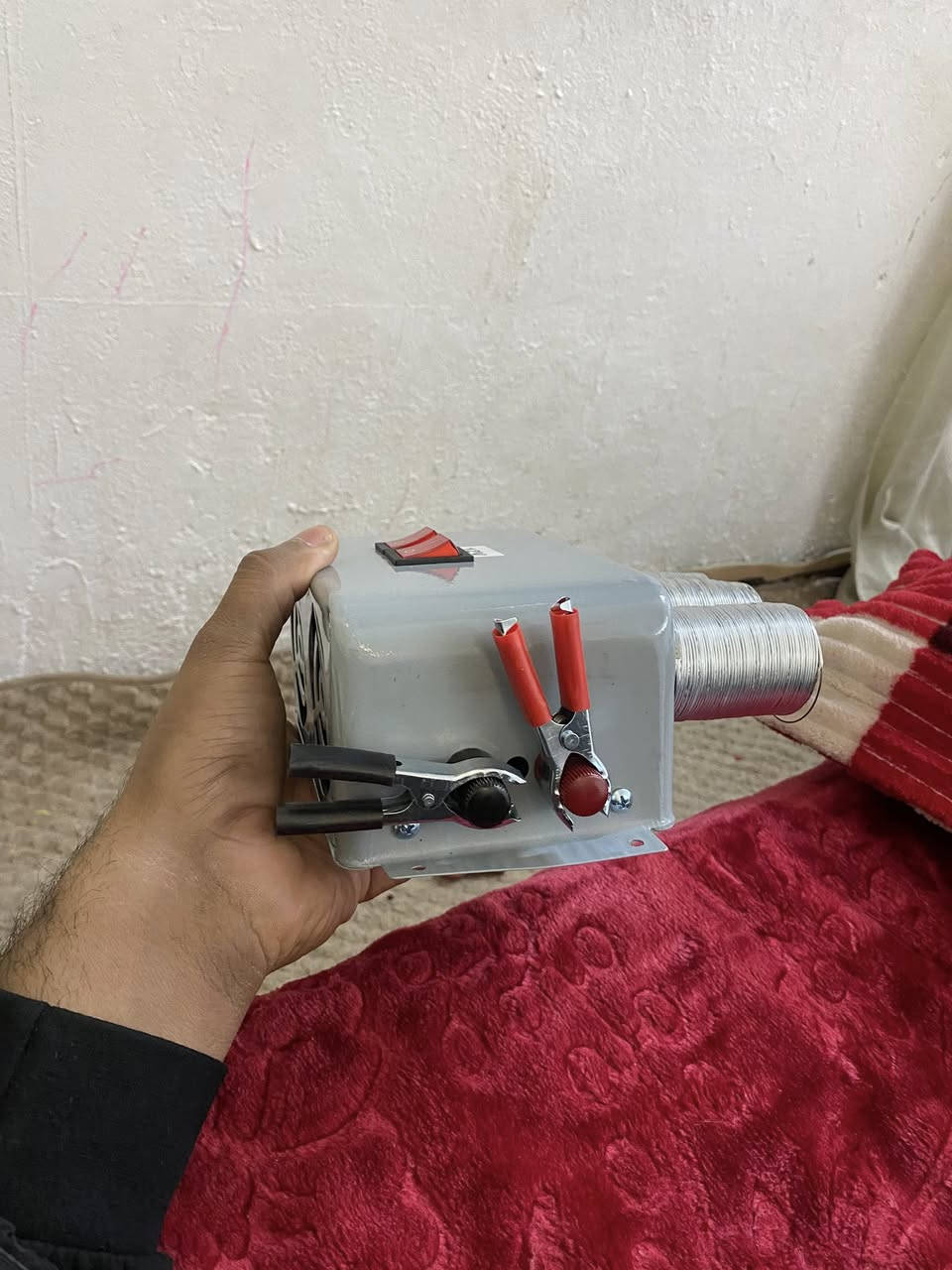 تدفئه طلعتلي بلباله مال سياره اوتكتك تنربط عله الباتري هواهة حار للبيع 30 الف مكاني الشعله شي ممطروق بسوك***********
