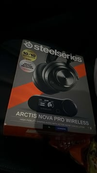 Arctis Nova Pro • لاسلكي 2.4GHz • إلغاء الضوضاء