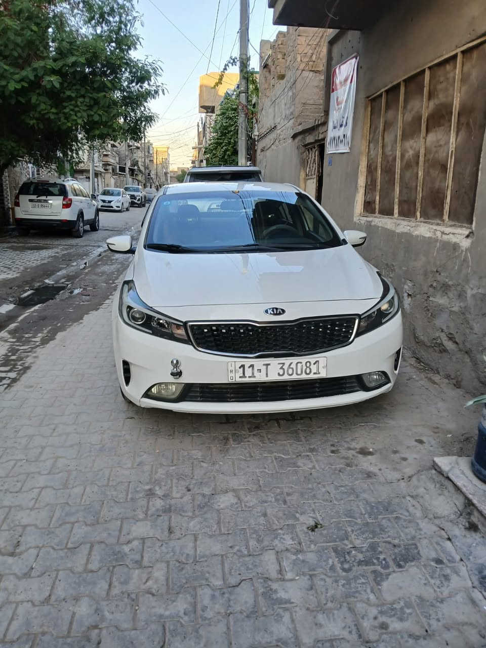 من رخصه الادمن كيا سيراتو 2018 سياره جاهزه من كلشي ***********
