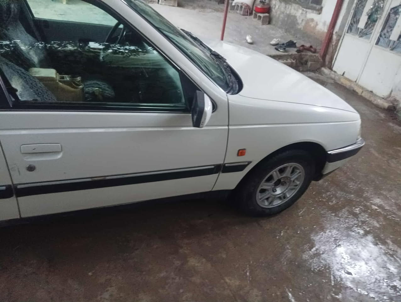 سياره بيجو فرنسي بلاديه
على وضع الشركه. موديل 94.    استسشن.  السعر 45

***********
مكاني بغداد
