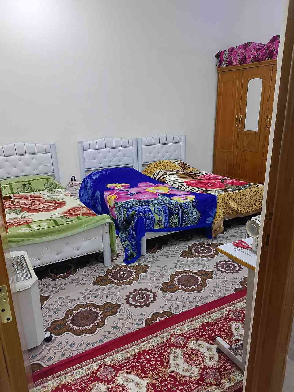 السلام عليكم ورحمه ألله وبركاته

توفر دار سكن للبيع
المساحه ٢٠٠ م
بناء حديث وشغل درجه أولى
سنه البناء 2025⚠️

جميع الخدمات متوفره
ماء 🚰 + كهرباء + مجاري البيت على النهر ⚠️

محتويات البيت ⬇️
كراج
دوانيه
صاله
غرف نوم 2
مطبخ
صحيات خارجي + داخلي

نوع العقار : طابو ملك صرف زراعي عراقي سند 25
📍العنوان: ابي الخصيب طريق الصحراء قرب معرض الراشد 

اللاستفسار ***********واتساب 📞📞
مكلف بالنشر ⚠️
