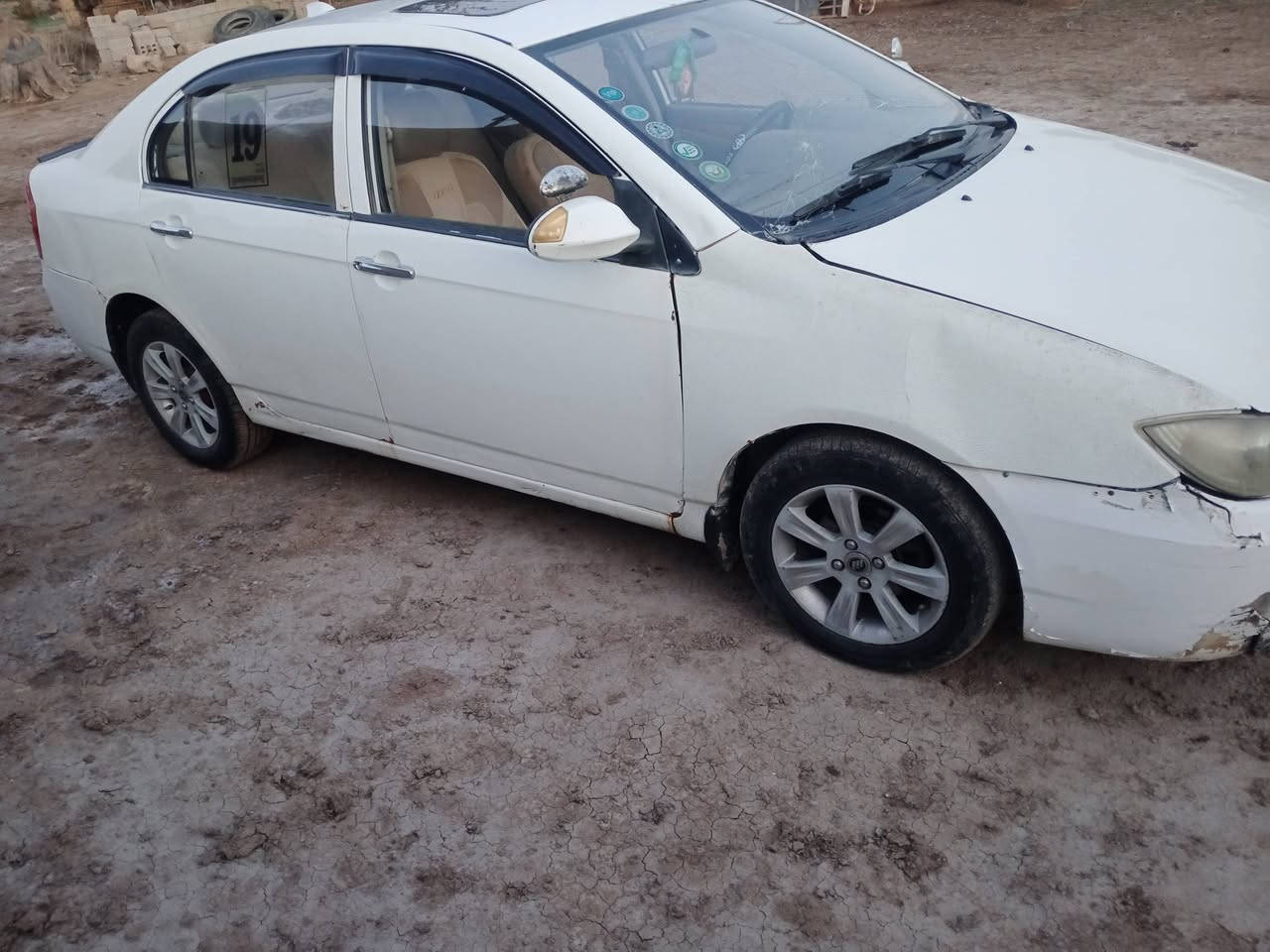 السلام عليكم ،سياره ليفان مديل 2013
محرك كورله ،سنويه صاقطه 2018
رقمه مثنى ،راعيه موجود مداور ثاني يوم 
مكان السياره ديوانيه ،عوزه تلحيضات ,السعر 38
***********
