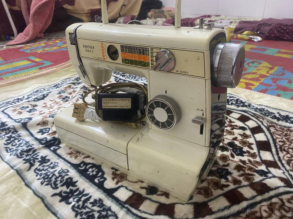 السلام عليكم مكينة برذر تطريز وزكزاك كلة شغال بس متروكة يرادلهة فقط تنظيم
السعر 60 الف مكان حي العدالة ***********
