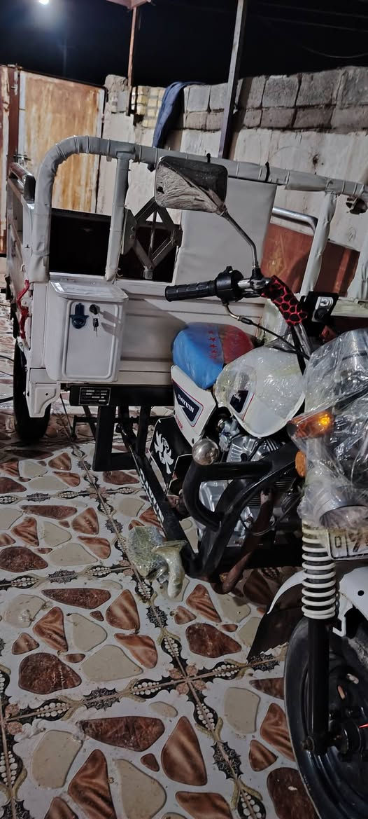 ستوته 20 مرقم
مكفوله كفاله عامه 

***********
