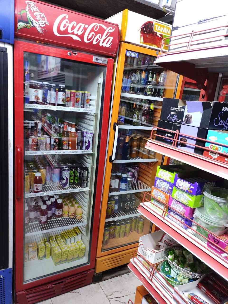 عارضات ايكور تركي ابو الحاسبه اخو الجديد العنوان بغداد العبيدي رقم الهاتف ***********
