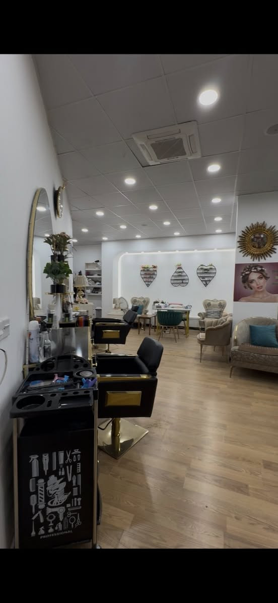 سلام عليكم
قاعة صالون كامل للبيع + قطعة + تنضيف البشر
كل الي موجود في قاعه كامل للبيع مكان بغداد / زيونه /قرب دريم ستي
الاستفسار ***********
