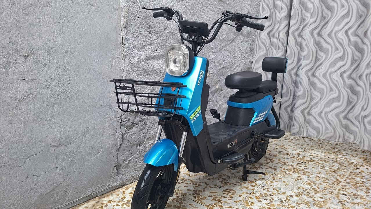 السلام عليكم اخوتي الأعزاء ماطور شحن رامبو يحتوي على ٤ بطاريات دبل والنضافة ٩٠% وكدام العين السعر ٣٥٠


**إذا كنت صاحب هذا الإعلان وتريد حذفه لأي سبب، رجاءا أرسل رسالة إلى الدعم الفني**