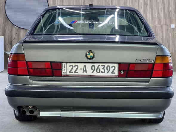 🛑بي ام520 سلڤر🏎️
🛑محرك 25 عليها بشرط ديجيتال
🛑رقم اربيل لحد 2029 
🛑گير اوتو بشرط  
🛑جامات كهرباء 
🛑نقص برغي مابيها السياره شوفه عيونكم 
🛑ويل خليه بلاديه 
🛑بدون ضربه 
🛑صبغ عام للجماليه 
🛑صدر كله حديد بدون نقص 
🛑دواخل ابيض ورصاصي 
🛑لايتات عدسه جديد كله 
🛑السعر 63 وبي مجال 
مكان ديالى/  خانقين 
للأستفسار على الخاص 
او ☎️*********** خناقين
