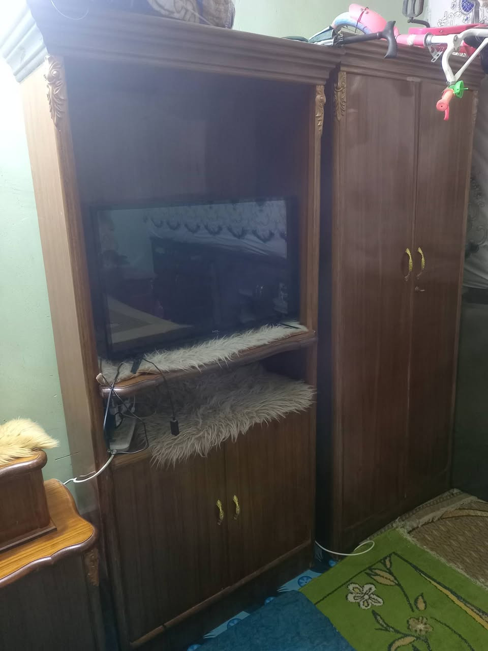 سلام عليكم يوجد غرفه نوم احطاطه نضيفه وجديده سعر مليون وبيه مجال العنوان ابو طيبان  ويوجد توصيل ***********
