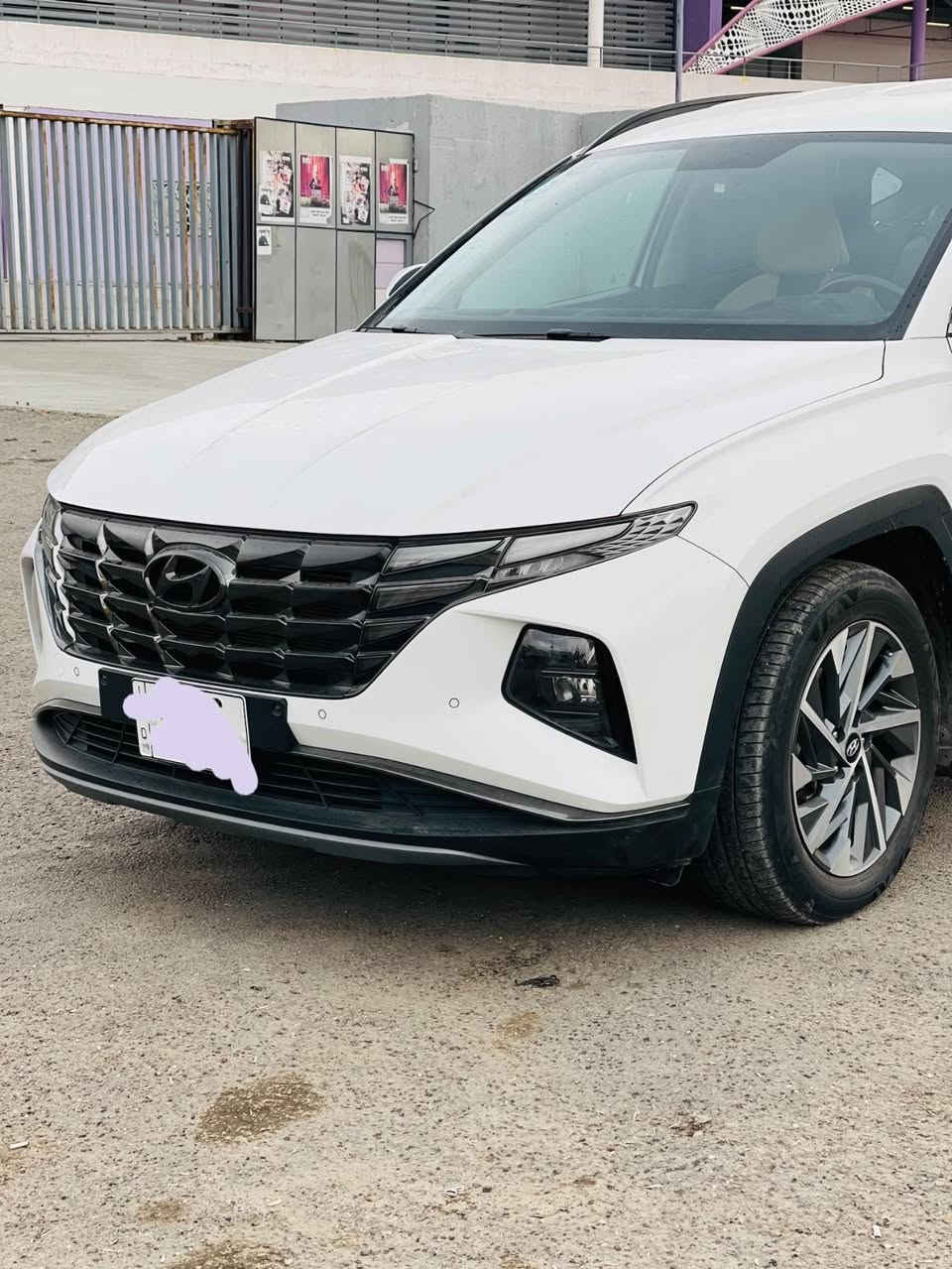 السلام عليكم … 

توسان  موديل ٢٣ خليجي بسمي تحويل ثاني يوم 

مكفوله كفاله عامه. خير من الله على وضع الشركه 

مكاني بغداد البلديات  ***********
